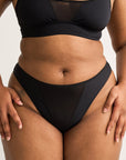 tanga échancré